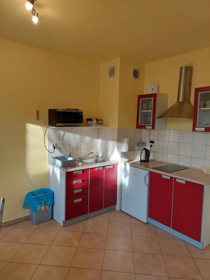 Apartament Z Ogrodkiem Kolobrzeg Bagian luar foto